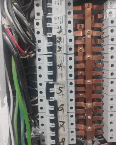 INSTALAÇÕES ELÉTRICA GLK