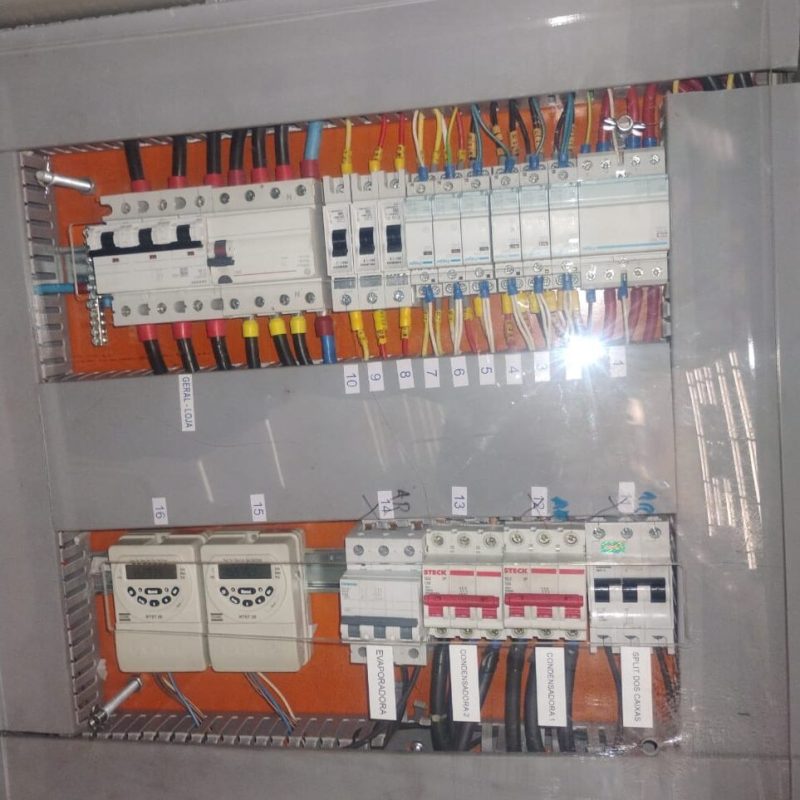 INSTALAÇÕES ELÉTRICA GLK